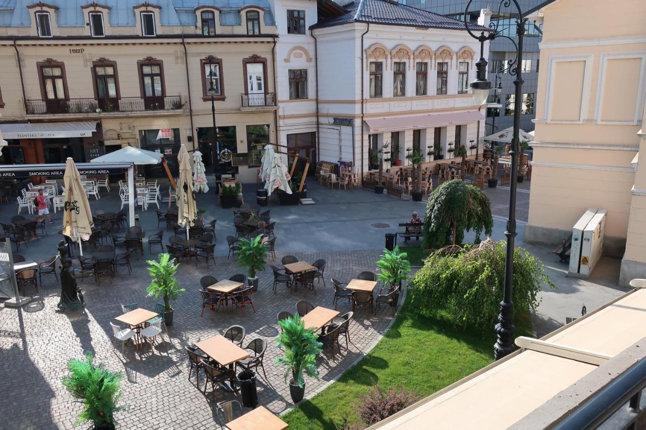 Central 2 Apartment Craiova Bagian luar foto