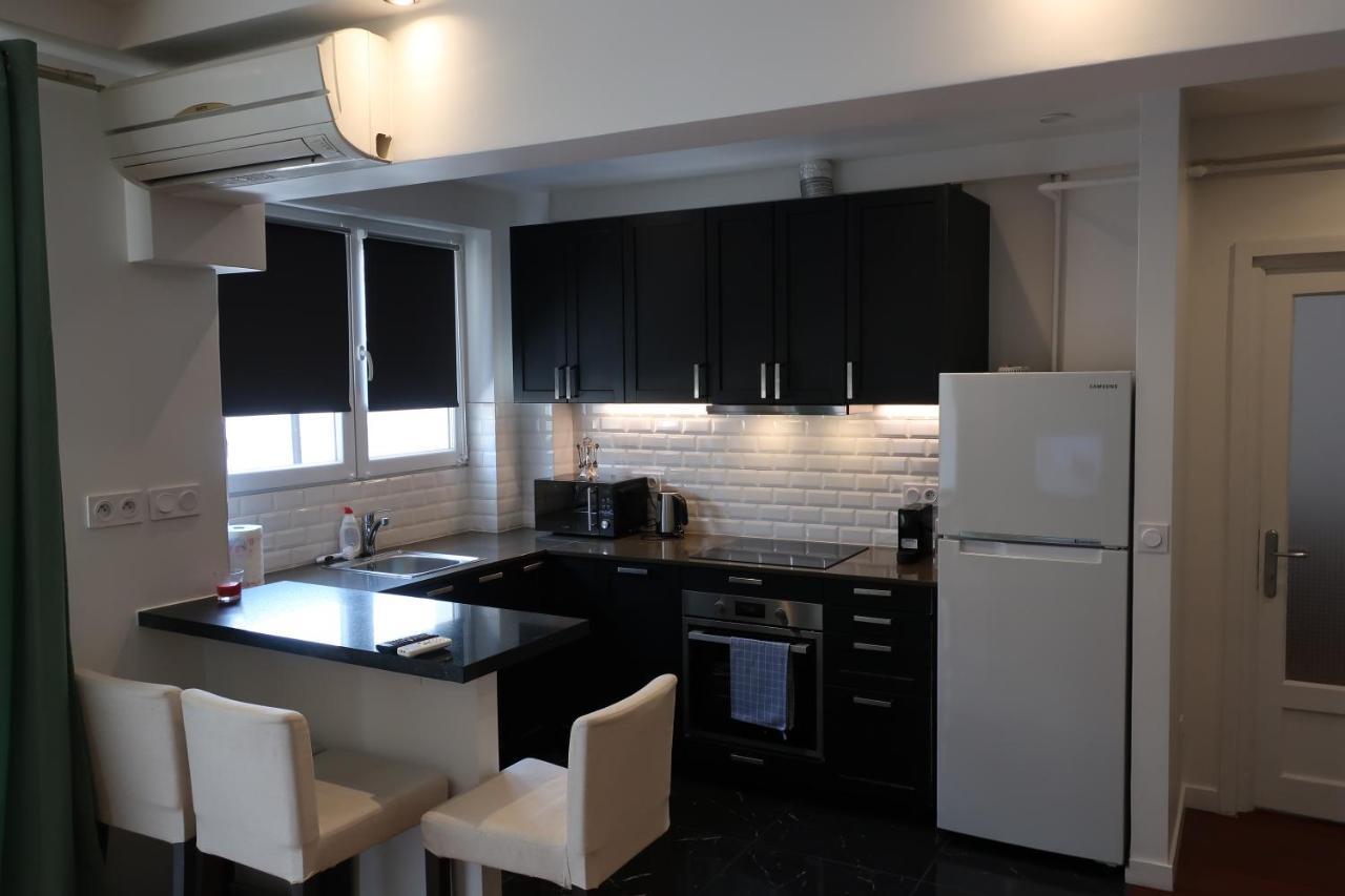 Central 2 Apartment Craiova Bagian luar foto