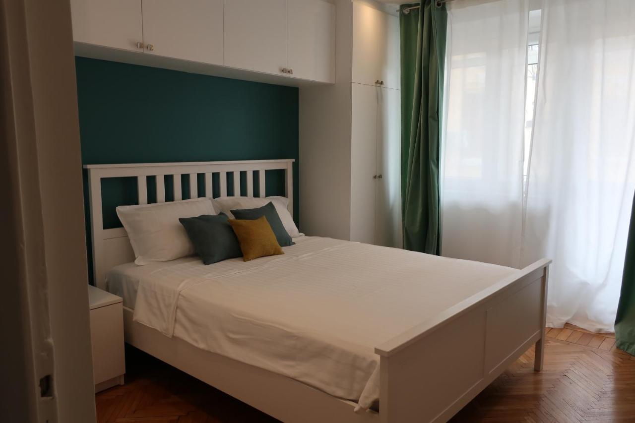 Central 2 Apartment Craiova Bagian luar foto